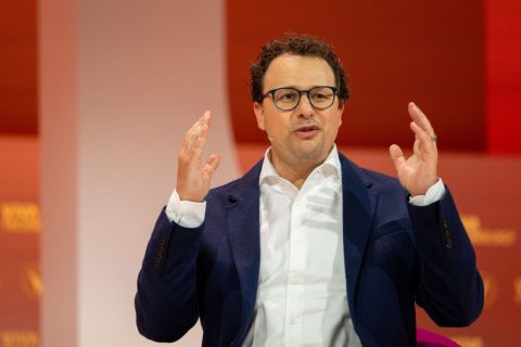 Anthropic увеличивает вычислительные мощности с Google и Broadcom