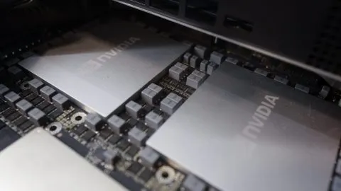 Maximize AI Infrastructure Throughput with GPU Workload Consolidation